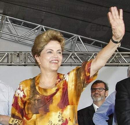 Helio Bicudo e Reale Jr. registram hoje pedido de impeachment de Dilma