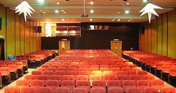 Festival de Férias de Teatro Infantil no Teatro Omni Corinthians