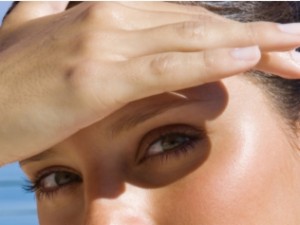 Incidência maior de raios solares no verão traz alerta para saúde dos olhos