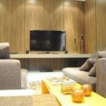 Renata Amado apresenta dicas para decorar a sala com painéis de parede