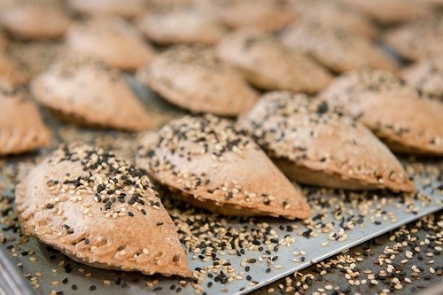 Empreendedorismo: Filha assume negócio familiar de alimentação vegana e fatura R$ 2 milhões