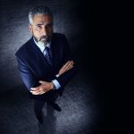 Juan Espeche, considerado mestre do suspense e horror, aposta em festa temática (Divulgação)