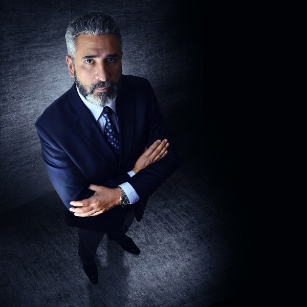 Juan Espeche, considerado mestre do suspense e horror, aposta em festa temática (Divulgação)