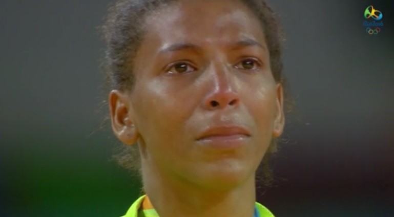 Rafaela Silva no pódio: primeiro ouro do Brasil