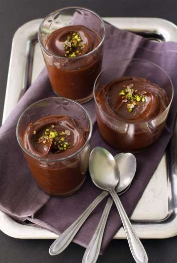 Receita Funcional: Mousse fit de chocolate com abacate