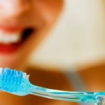 Atletas podem sofrer lesões musculares por causa de problemas periodontais