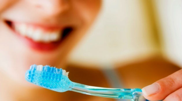 Atletas podem sofrer lesões musculares por causa de problemas periodontais