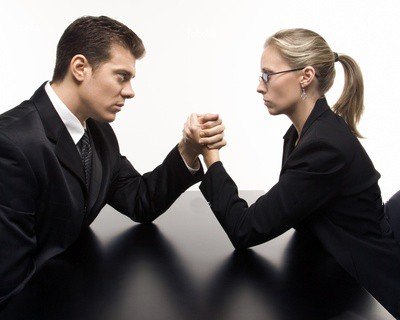 Mulher ganha até 38% menos que homem na mesma função