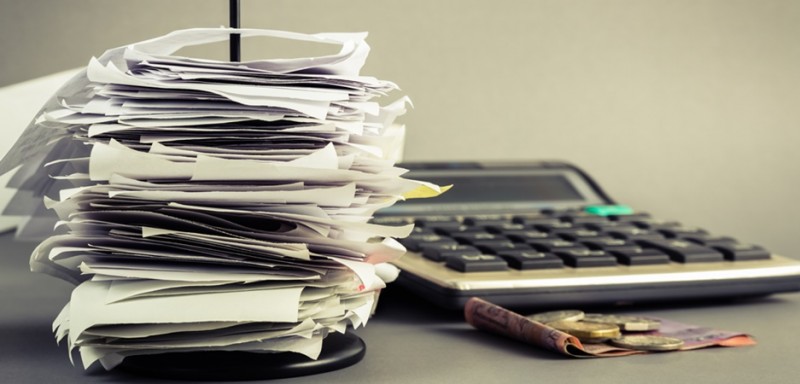 Inadimplentes podem ter CNH e passaporte suspensos