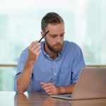 É possível ganhar dinheiro com um blog? Especialista comenta o assunto