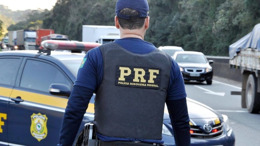 Mais de 870 mil pessoas pretendem prestar o concurso da Polícia Rodoviária Federal