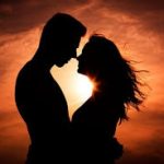 6 dicas inspiradas em livros eróticos para apimentar seu relacionamento