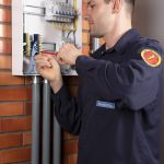 Na dúvida, chame um eletricista!