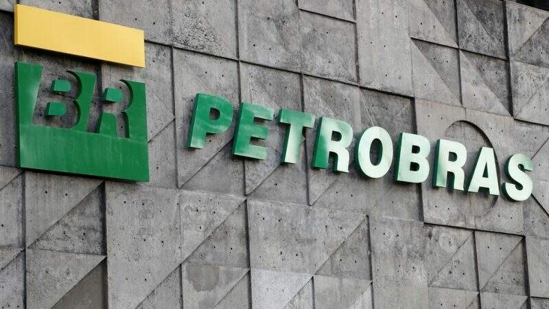 Petrobras doará 3 milhões de litros de combustível para abastecimento de ambulâncias e hospitais de campanha