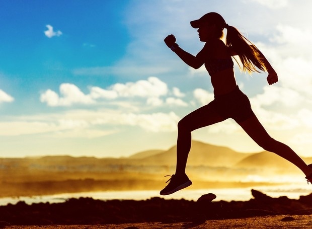 Conheça os melhores exercícios para relaxar nesta quarentena