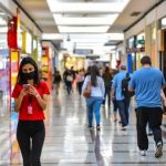 7 em cada 10 brasileiros não concordam com reabertura de estabelecimentos comerciais, mostra Ipsos