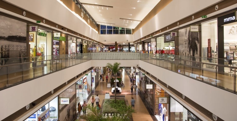 Especialista aponta cuidados com o ar-condicionado para evitar propagação de vírus nos shoppings