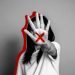 “X” desenhado na palma da mão ! Alerta de violência doméstica