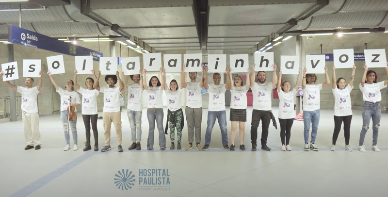 Hospital Paulista de Otorrinolaringologia leva música e alegria para Metrô de SP
