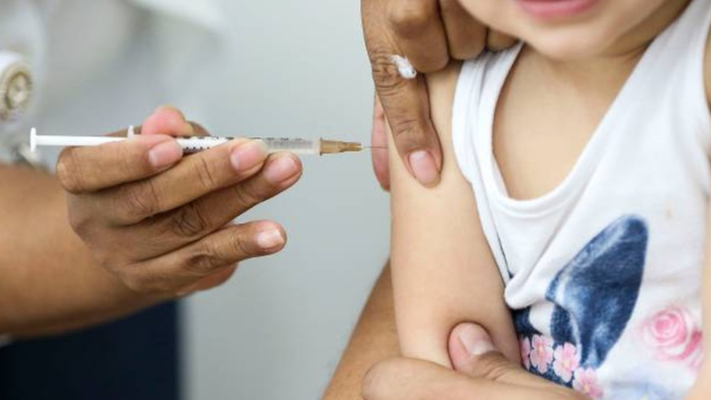 3 em cada 10 crianças no Brasil não receberam vacinas que salvam vidas, alerta UNICEF