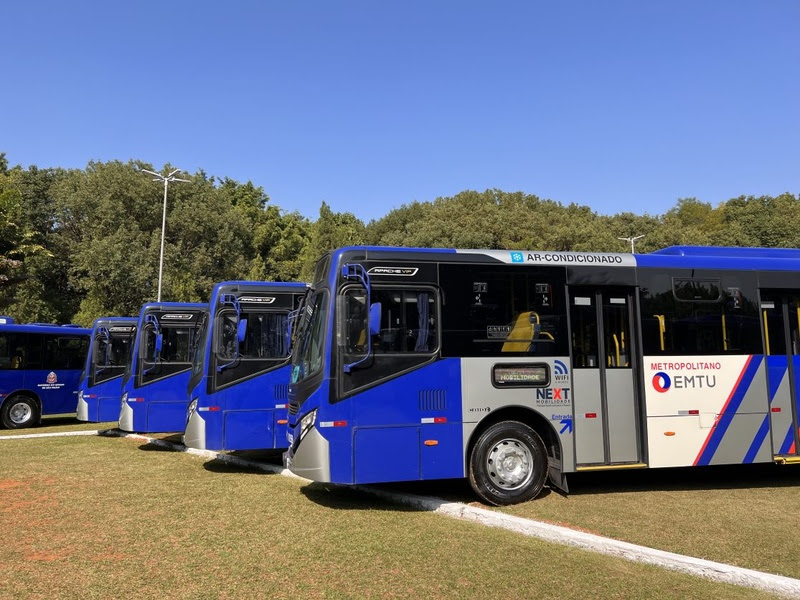 Governo de SP entrega 170 novos ônibus para o Grande ABC